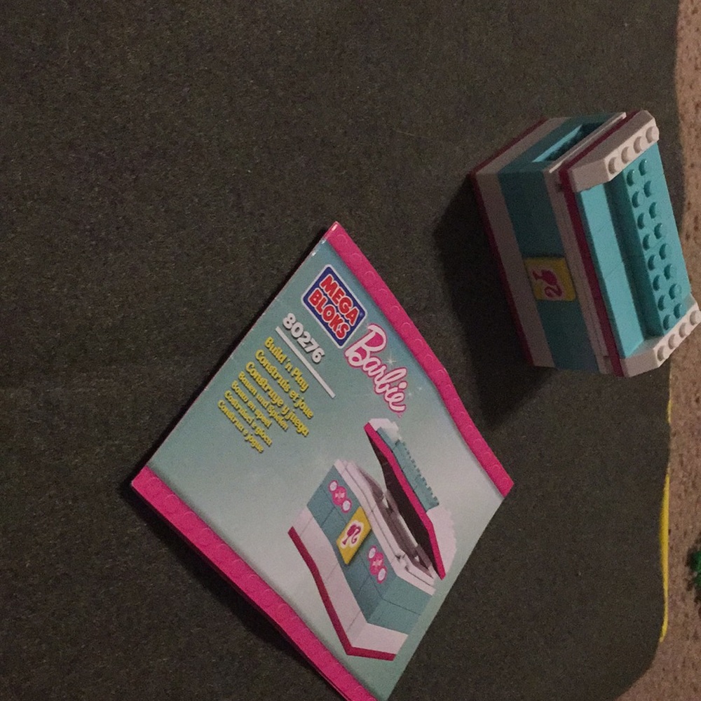 Barbie Build’n Play Chest